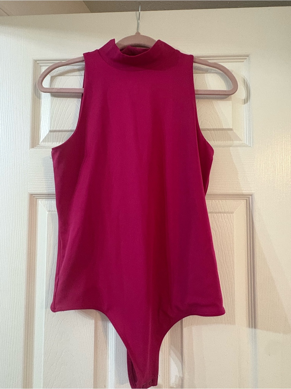 Express Sleeveless Mock Neck Bodysuit - Magenta